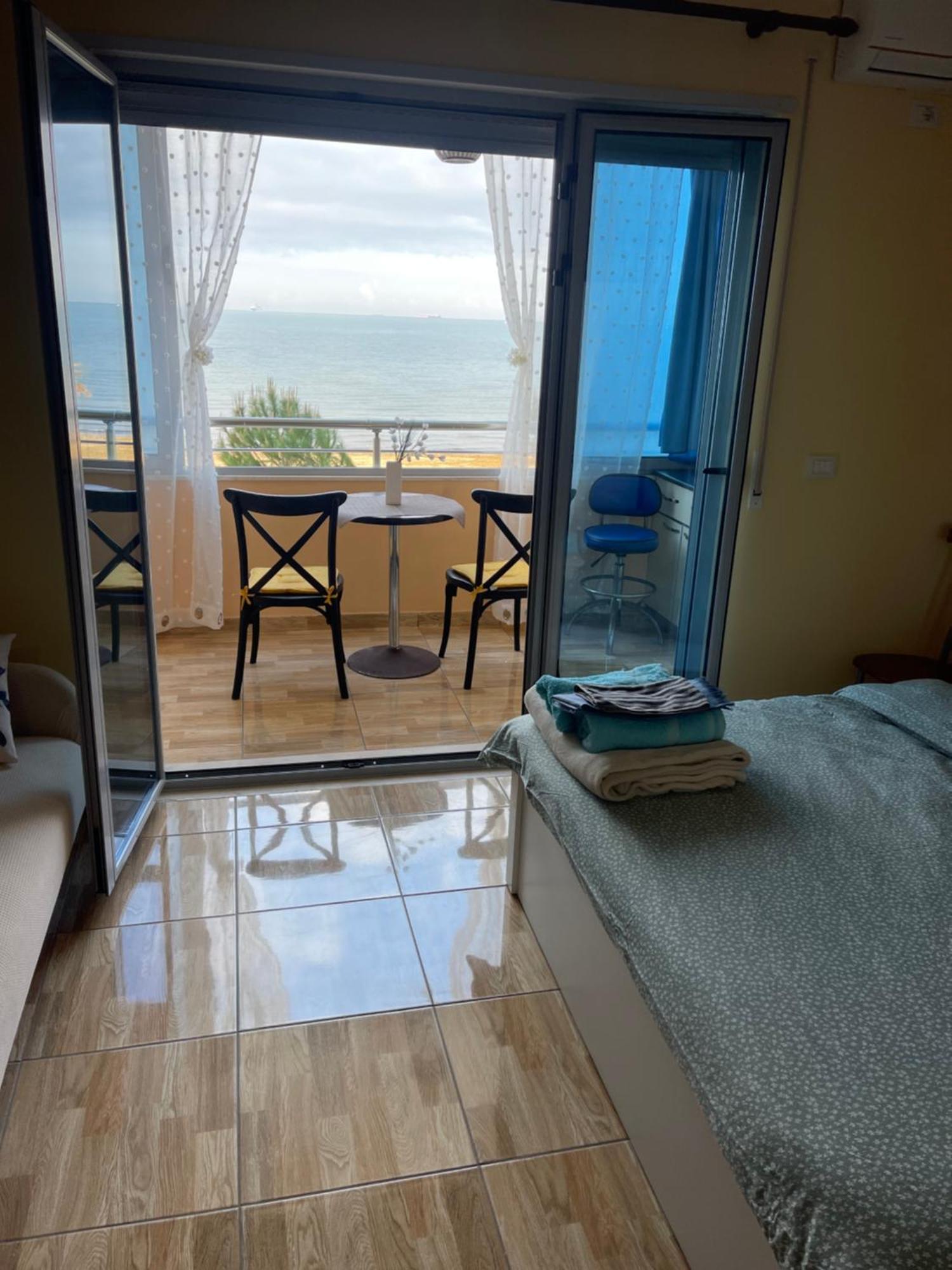 Аpartments On The Beach Durrës 외부 사진